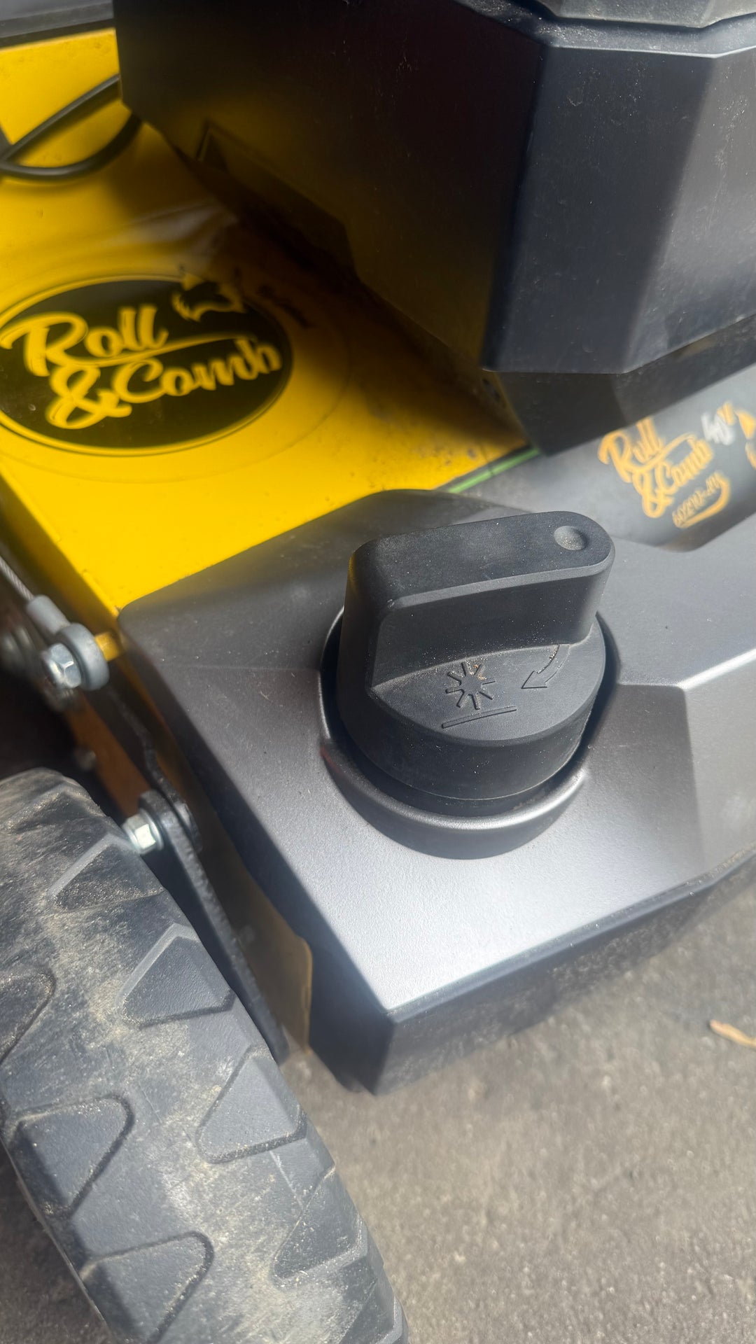 602W Artificial Turf Brush - My Tesla Accessories Electric Synthetic Lawn Brush 