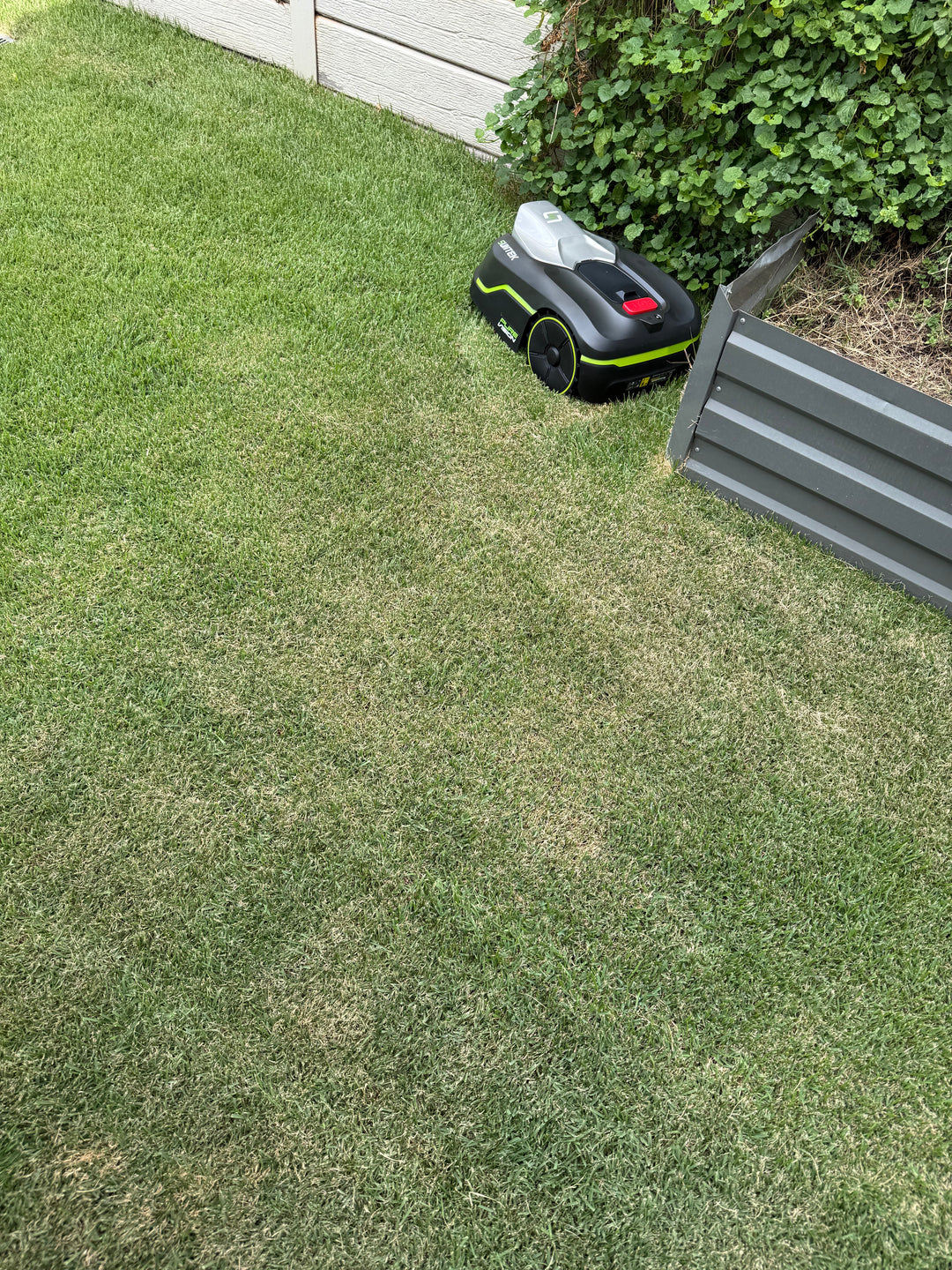 AKX-RTK1500 Robotic Lawn Mower with AI Vision - My Tesla Accessories Robotic Lawn Mower 