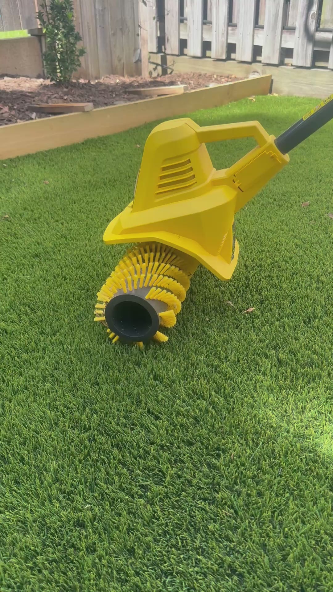141W Artificial Lawn Sweeper In yard sweeping